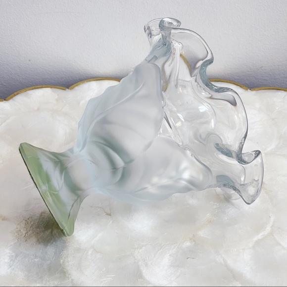 Viking Ruffle Edge Frosted Cabbage Leaf Dish Vtg - Picture 4 of 12